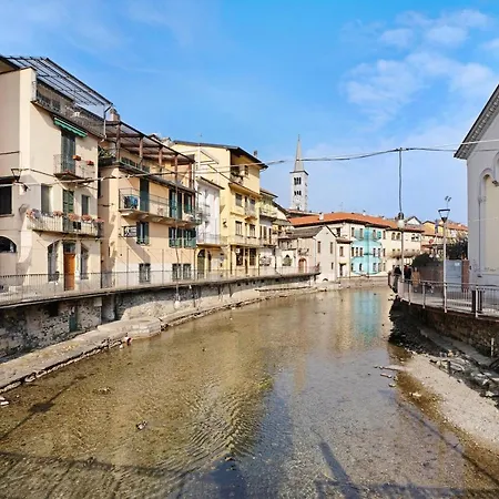 Apartment Yellow House Omegna